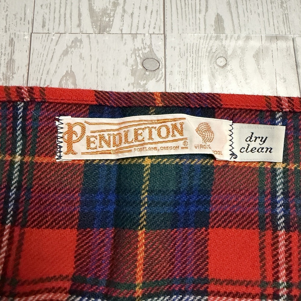 Vintage Pendleton 100% Virgin Wool Plaid Scarf Red Tartan USA Made Excellent